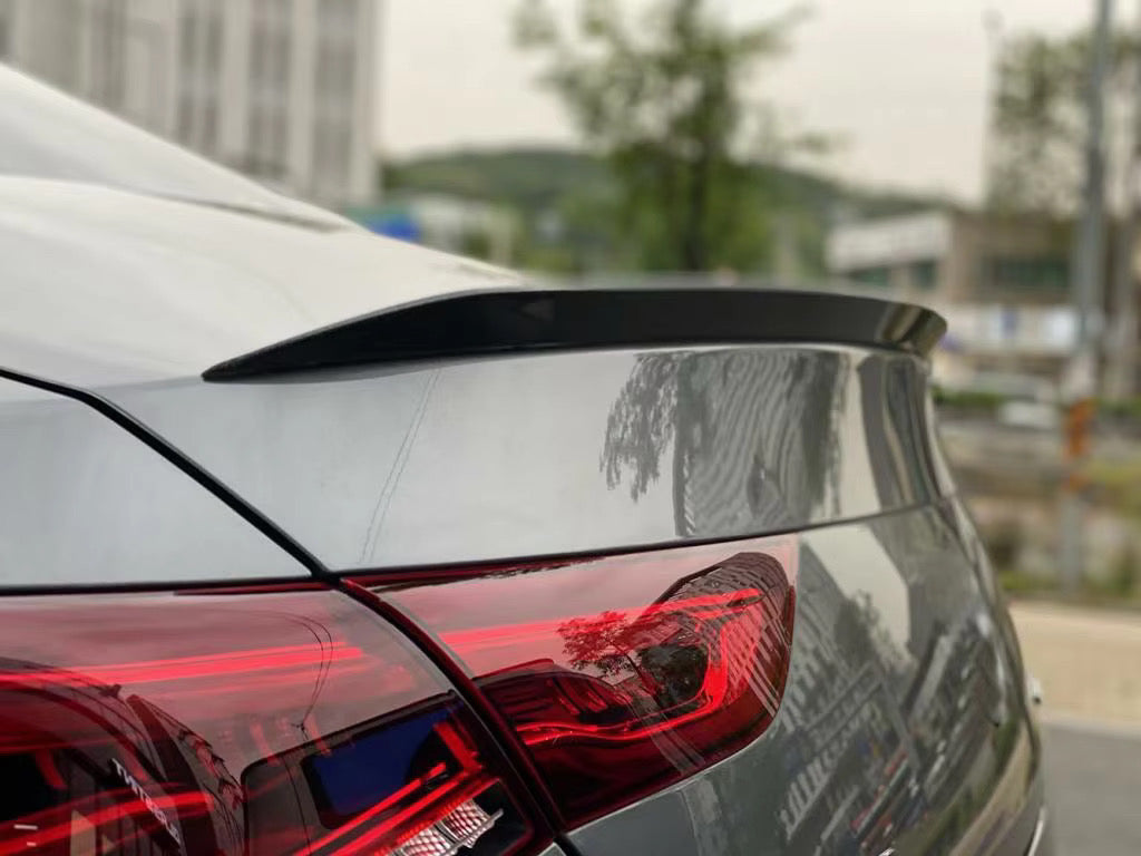 Becquet Arrière en Fibre de Carbone – Mercedes-Benz Classe CLA W118 / CLA63 (2013-2023)