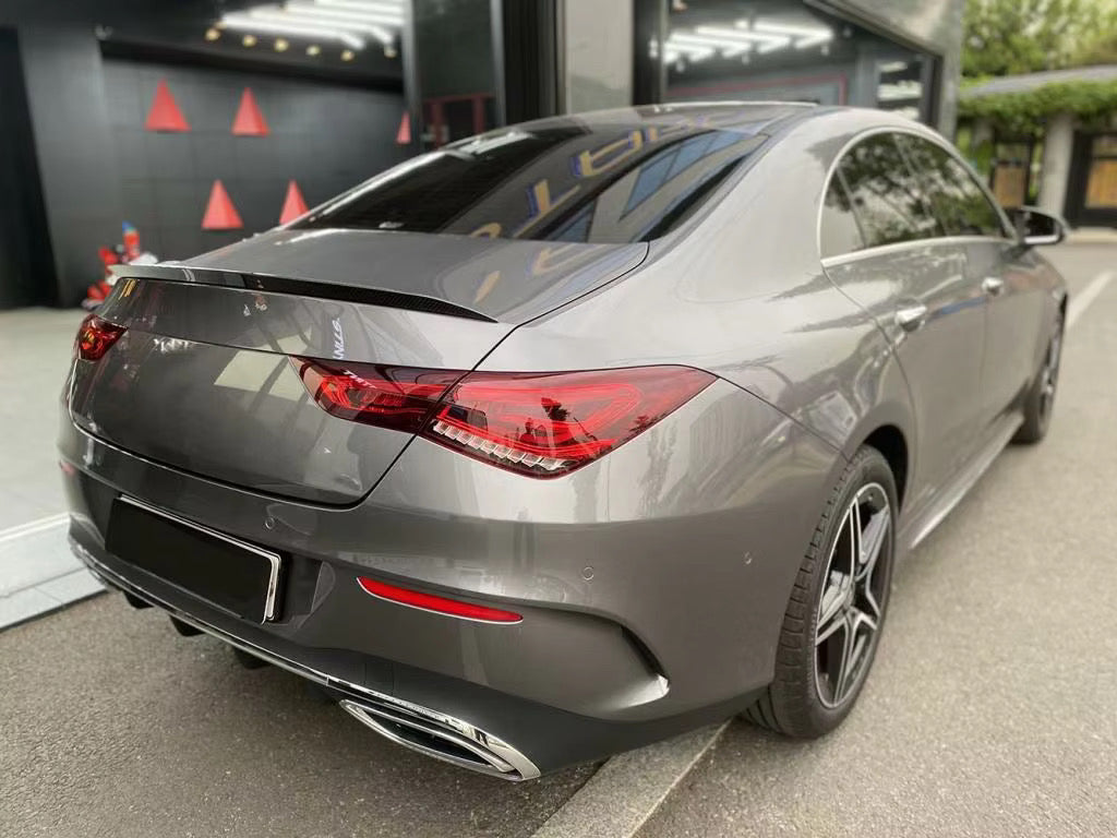 Becquet Arrière en Fibre de Carbone – Mercedes-Benz Classe CLA W118 / CLA63 (2013-2023)
